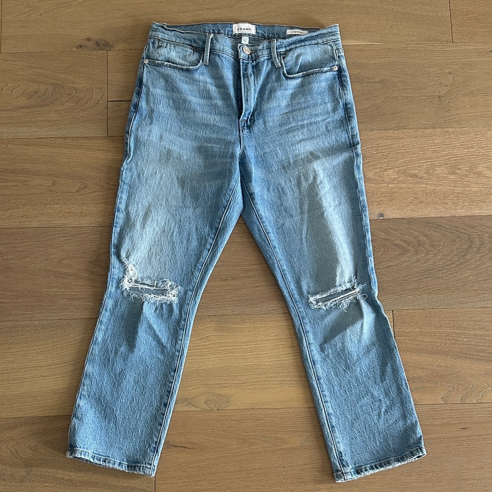 Frame Light Blue Distressed Jeans
